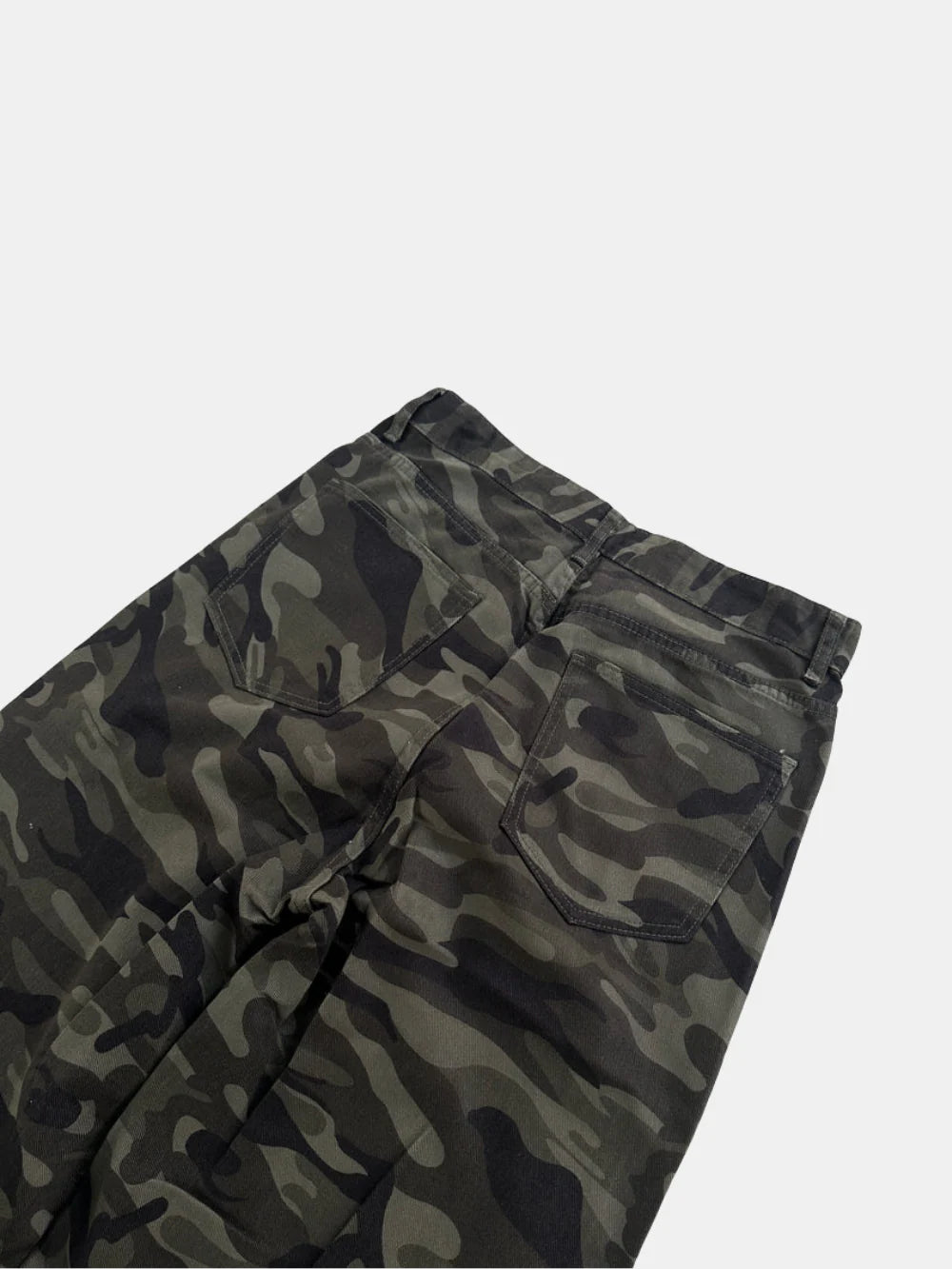 Camo baggy denim