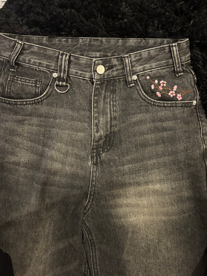 Baggy Black Embroidered Jeans